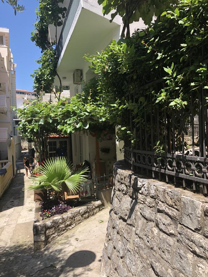 Apartmani Jedro Rafailovici Dış mekan fotoğraf